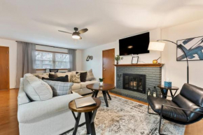 3 Bed 2 Bath Home w 2 Car Garage & Fitness Room